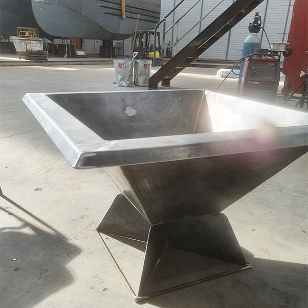 Decorative steel fire pot.